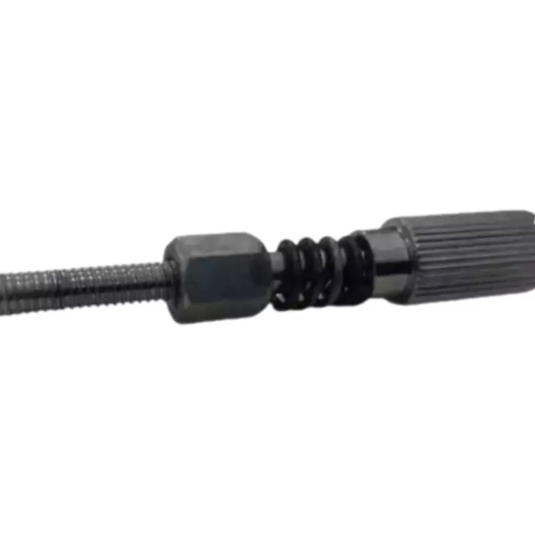 پیچ کارگاه چرخ گلدوزی ژانومه مدل 450