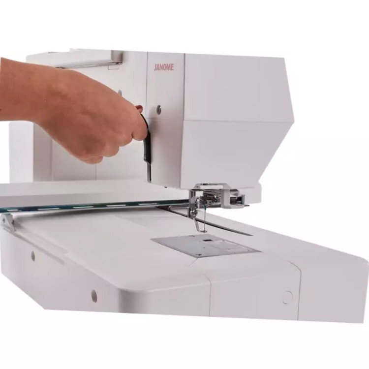 چرخ گلدوزی ژانومه مدل 550e