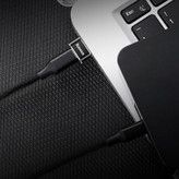مبدل Type-C به USB باسئوس مدل CAAOTG-01 با طراحی مدرن و کارایی بالا، انتقال سریع و آسان دادهها را فراهم میکند. این مبدل با کیفیت ساخت عالی و سازگاری با دستگاههای مختلف، انتخابی هوشمندانه برای کاربران است.