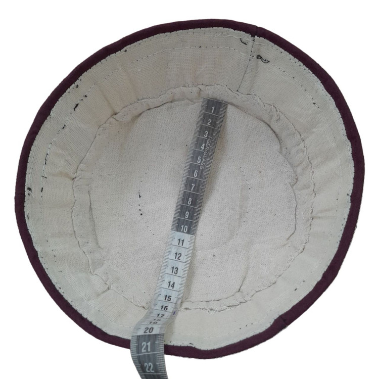 کلاه سنتی ترکمن تایخه با طرح سوزندوزی کرد نقش