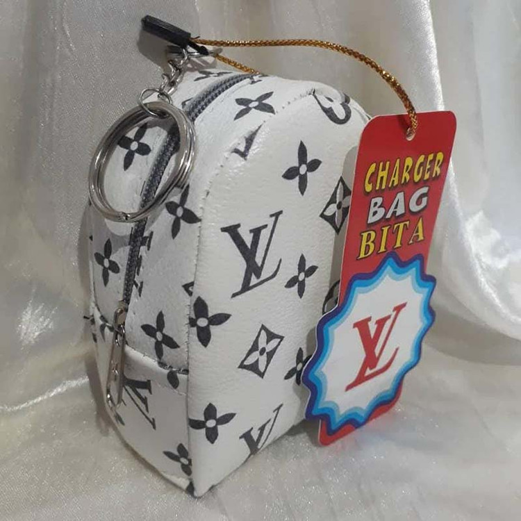 کیف هندزفری و شارژر BITA طرح Lv کد 45
