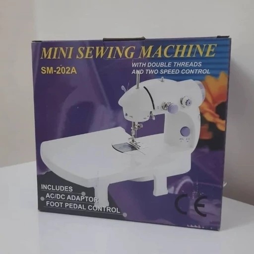 مینی چرخ خیاطی دارای میز تاشو مدل SM202A