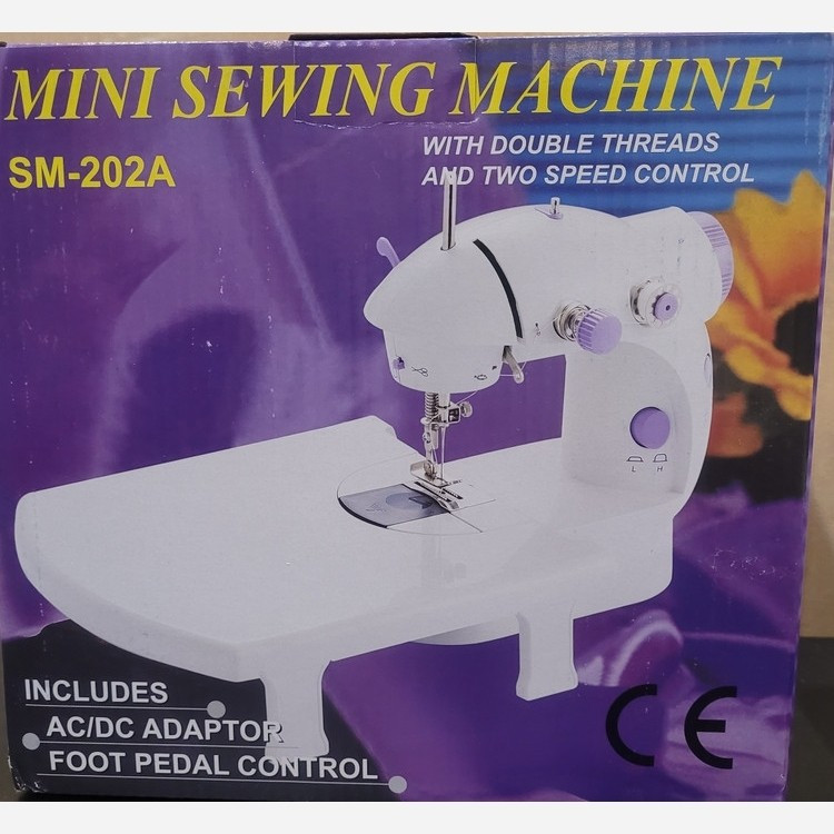 مینی چرخ خیاطی دارای میز تاشو مدل SM202A
