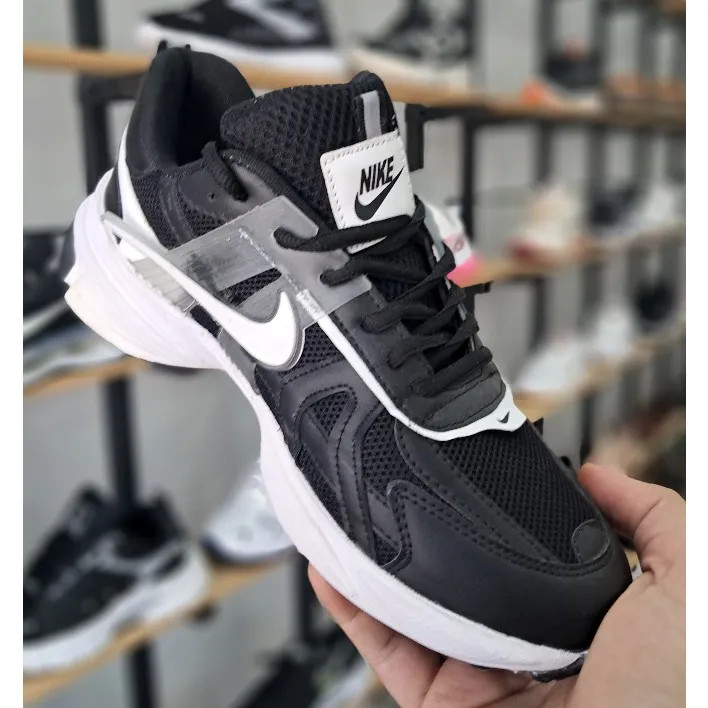 کفش اسپرت مردانه نایک V2K مشکی چرم صنعتی سایز 41 تا 43